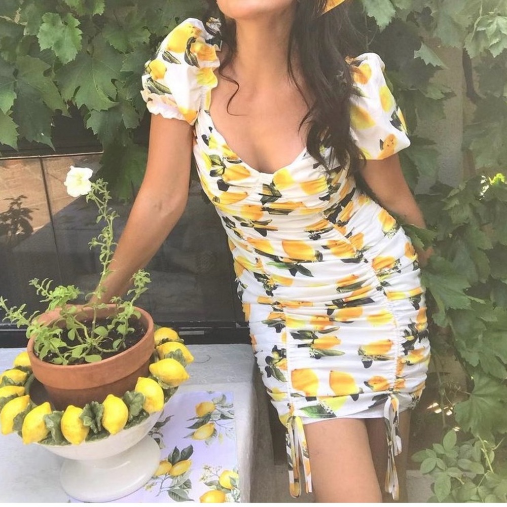 Missguided Rouched Bodycon Lemon Print Mini Dress (Sz. 2)
